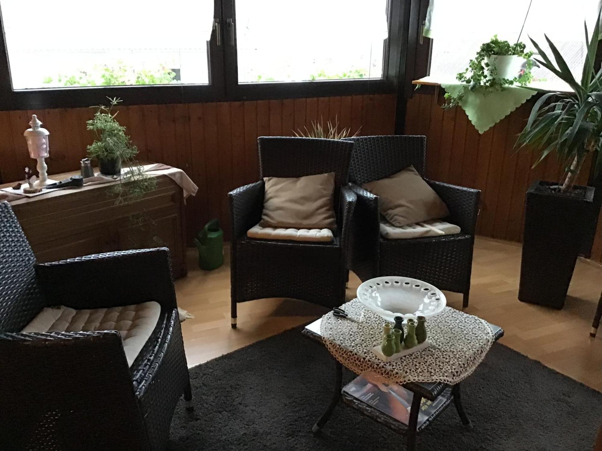 Haus Willi Apartment Asslar Bagian luar foto
